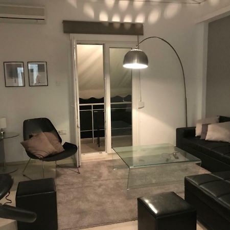 Renovated Minimal Apartment Next To Metro Aten Exteriör bild