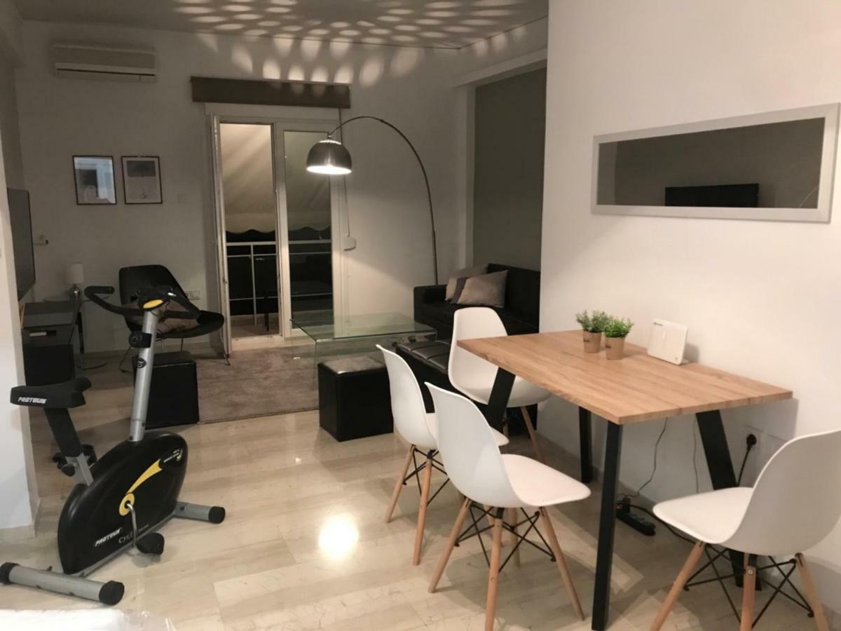 Renovated Minimal Apartment Next To Metro Aten Exteriör bild