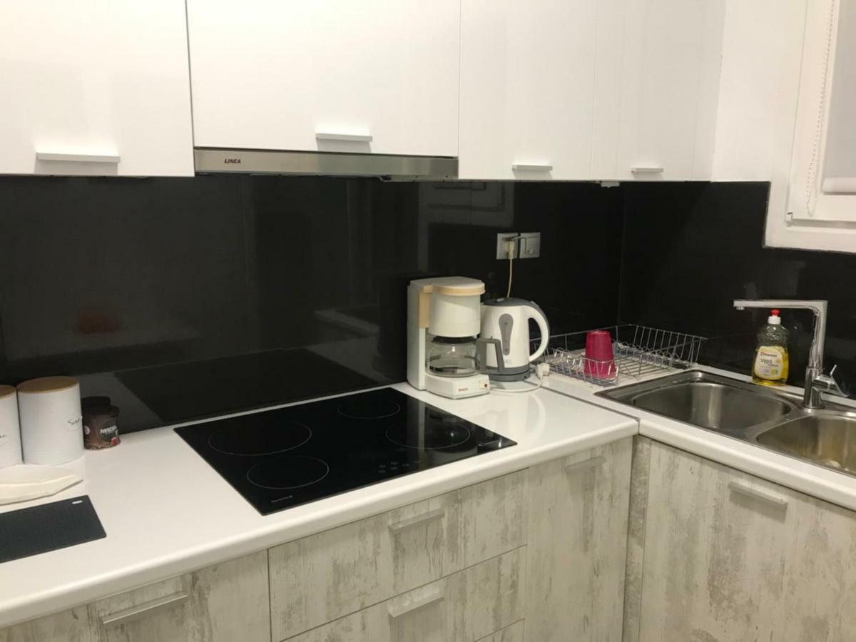 Renovated Minimal Apartment Next To Metro Aten Exteriör bild